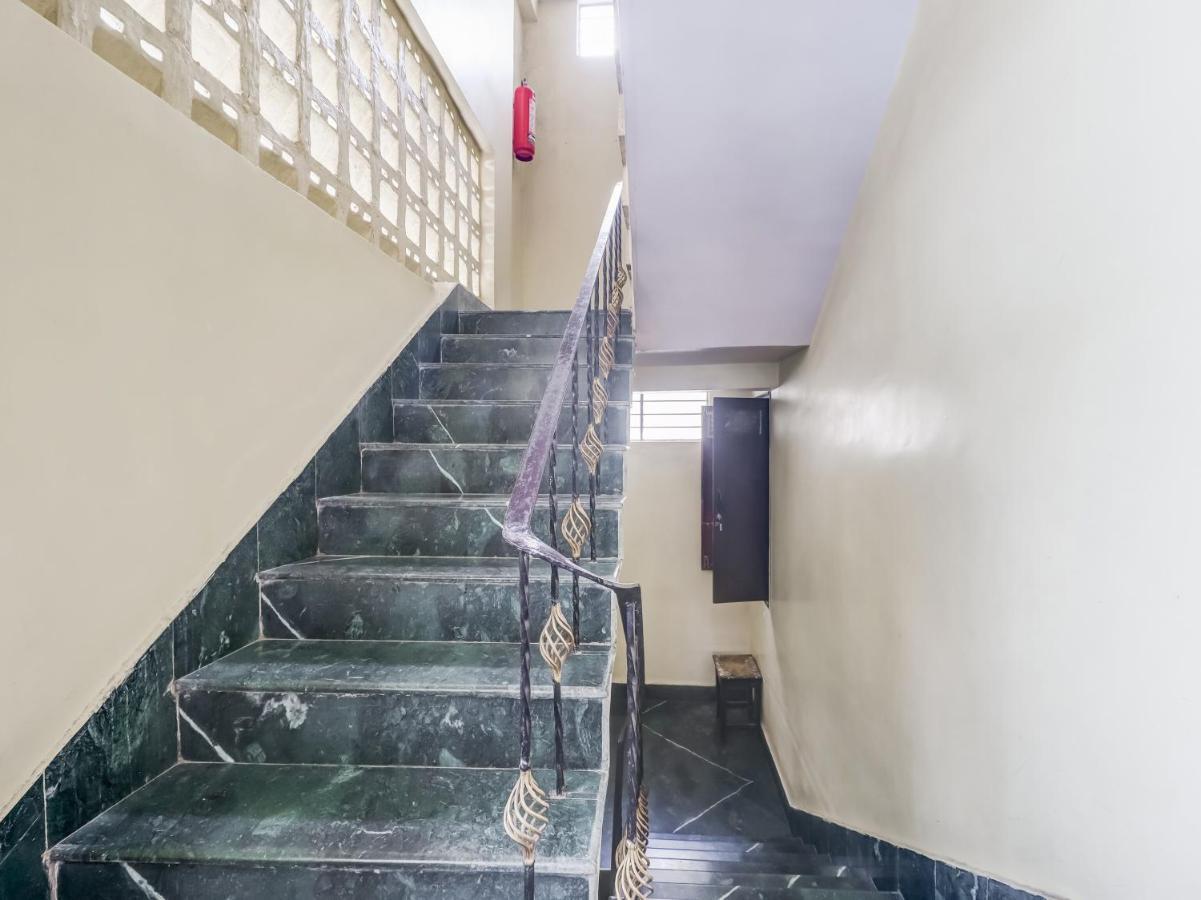 Oyo 82143 Green Park Sapan Ранчи Екстериор снимка