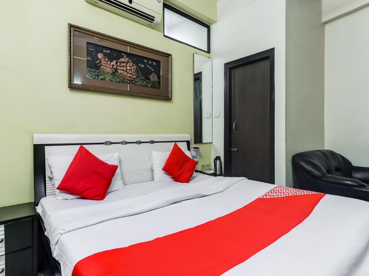 Oyo 82143 Green Park Sapan Ранчи Екстериор снимка