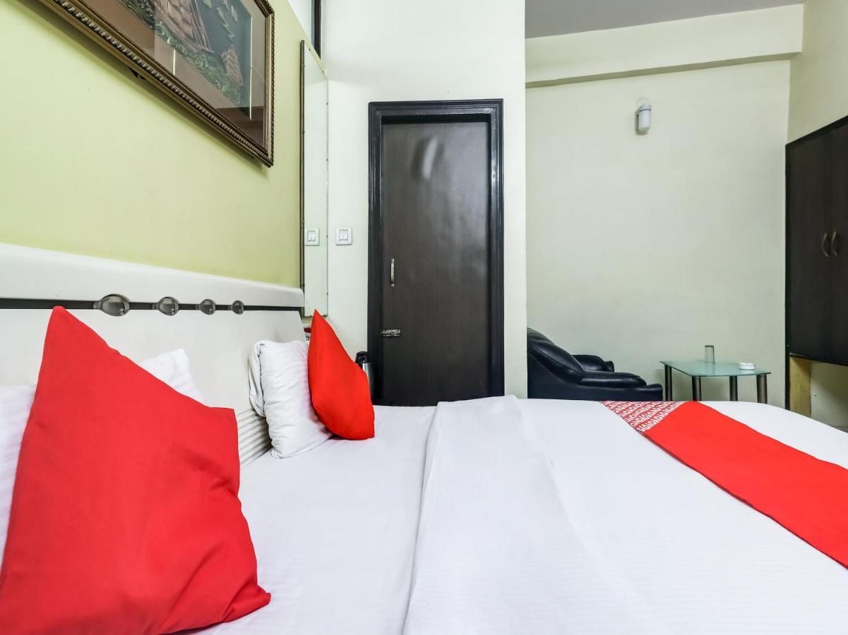 Oyo 82143 Green Park Sapan Ранчи Екстериор снимка